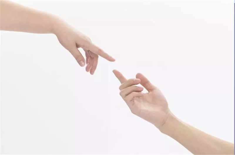 手腳干燥、脫皮，不能全怪天氣，可能是這些原因